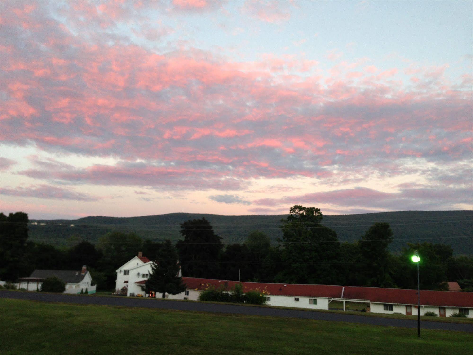 Four Winds Country Motel Manchester Buitenkant foto